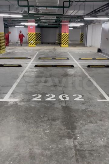 Машиноместо, 14 м²