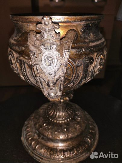 Старинная чаша