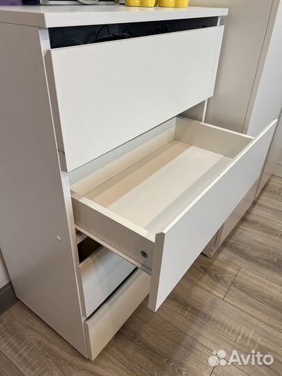 Комод белый