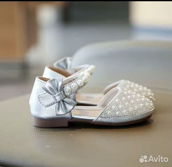 Туфельки для девочки