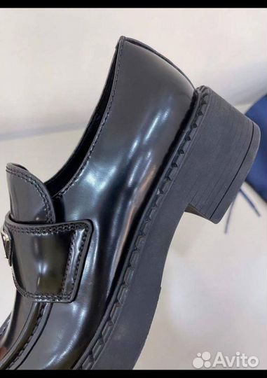 Лоферы мужские Prada