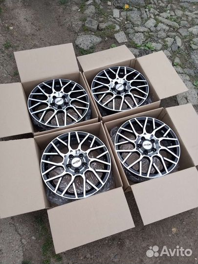 Новые диски R15 5*100 Polo, Rapid