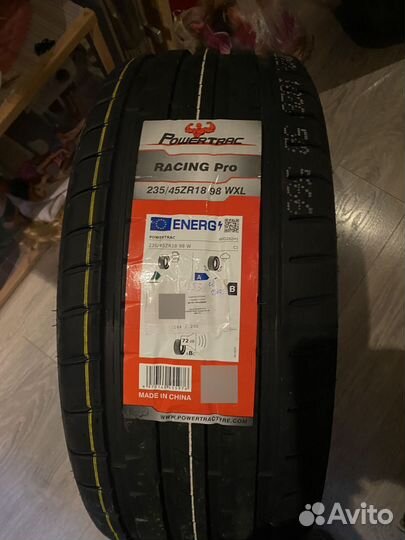 Powertrac Racing Pro 235/45 R18 98W
