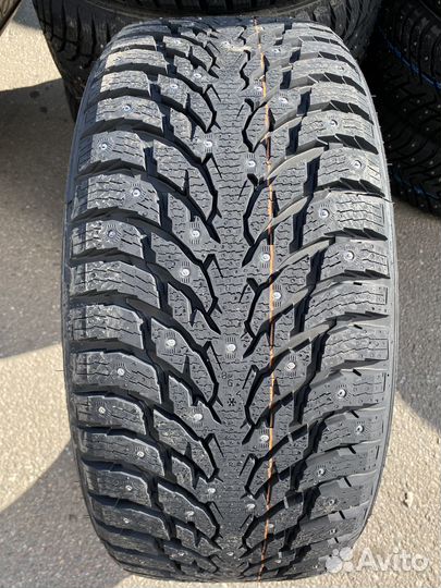 Nokian Tyres Hakkapeliitta 9 SUV 275/40 R21 107T
