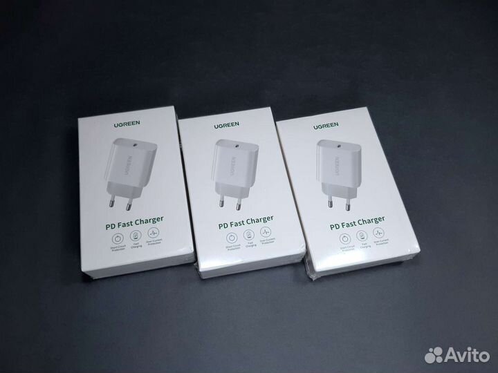 Быстрая зарядка Ugreen (новая) iPhone 20W