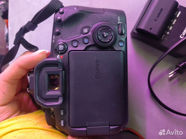 Фотоаппарат Canon 6d Mark 2