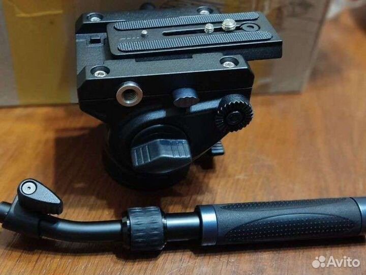 Головка для штатива