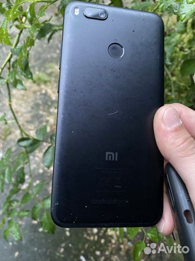 Телефон Xiaomi A1
