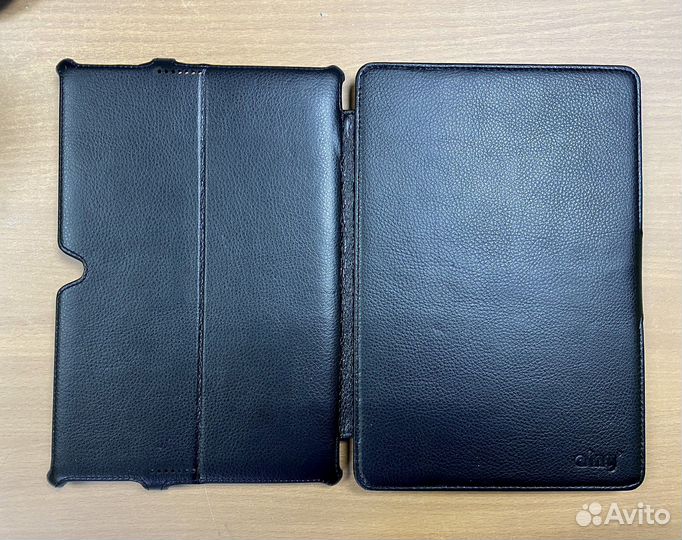 Кожаный чехол для планшета
