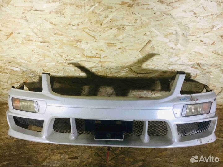 Бампер передний Тюнинг Nissan Stagea WC34 Белыйцар