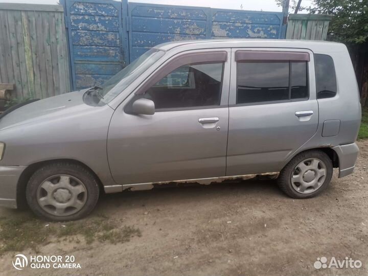 Продам машину на запчасти