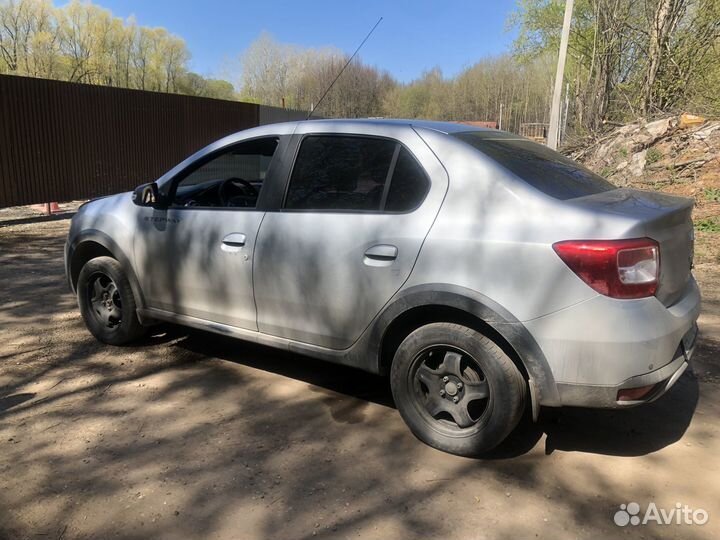 Renault Logan Stepway 1.6 CVT, 2022, 44 600 км