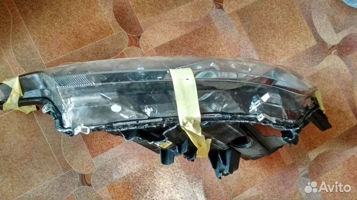 Фара mitsubishi outlander 3 левая