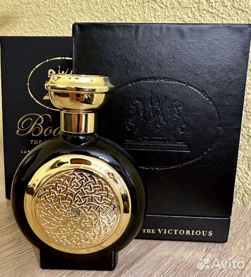 Boadicea the Victorious Carbon Sapphire