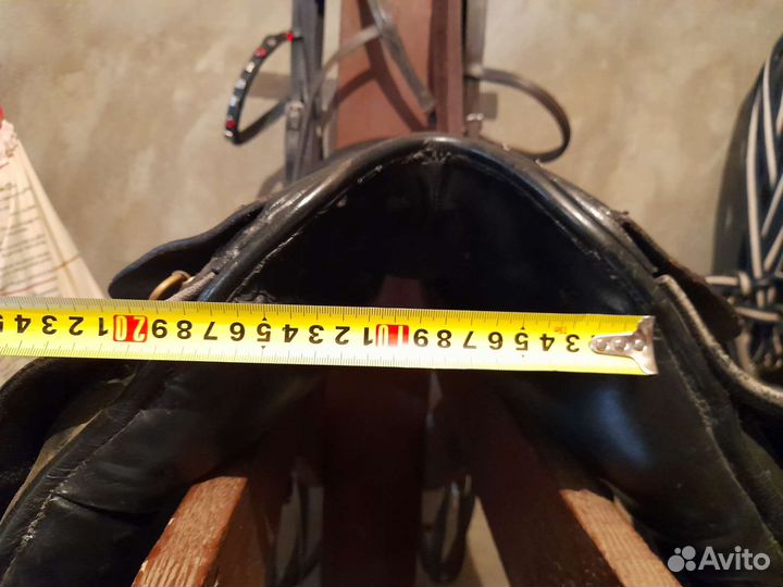 Седло для лошади. Выездковое. Седло б/у