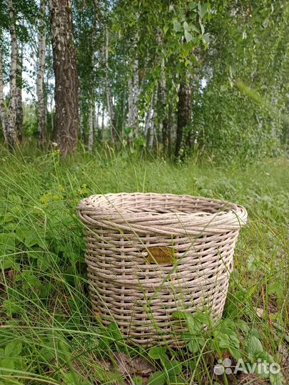 Кашпо из полиротанга