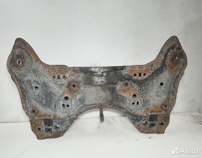 Подрамник передний Peugeot 206