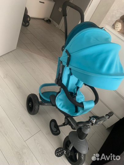 Детский трехколесный велосипед с ручкой