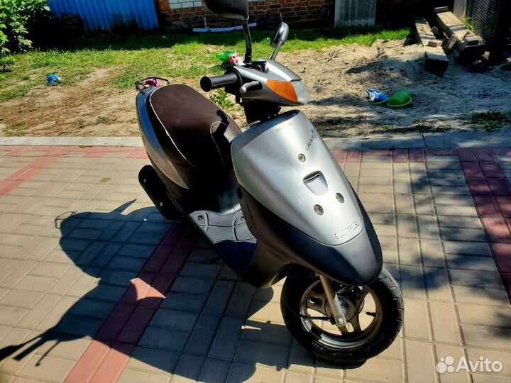 Скутер suzuki lets 2