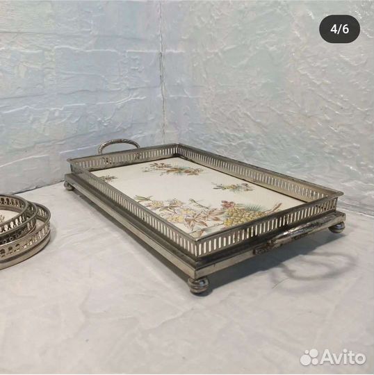 Набор старинных подносов