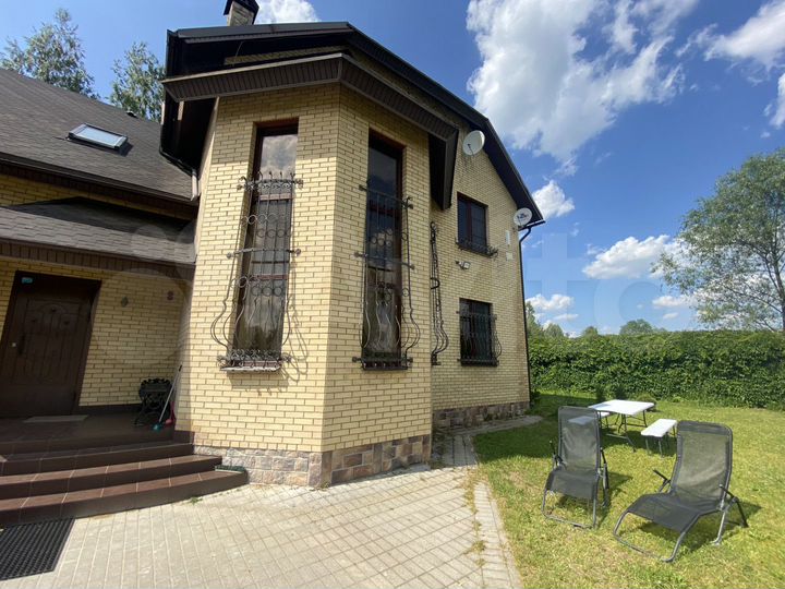 Дом 352 м² на участке 70 сот.