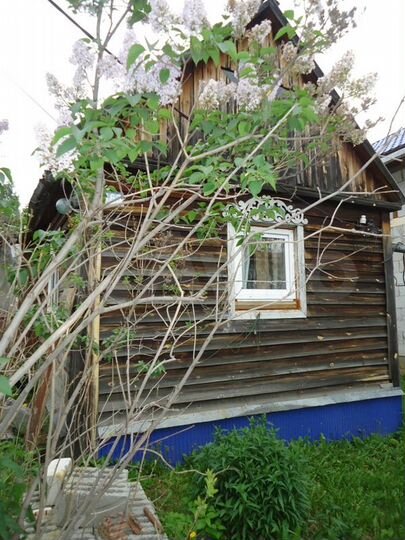 Дом 77 м² на участке 9,6 сот.