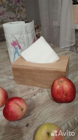 Салфетница из дерева