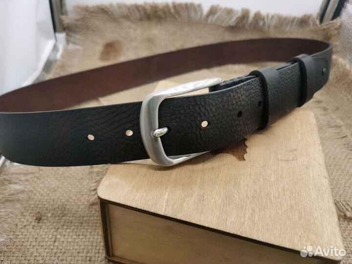 Мужской кожаный ремень ручной работы