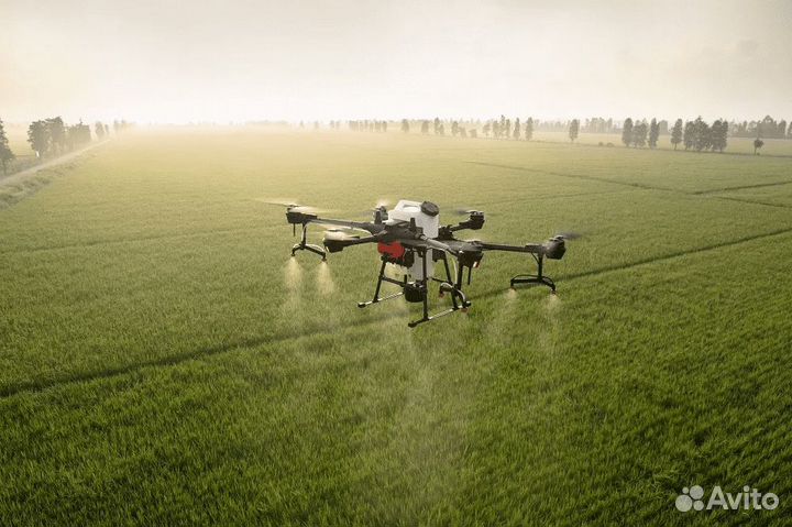Опрыскивание полей дронами