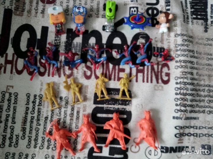 Киндер игрушки