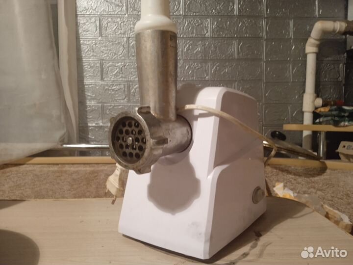 Продам рабочую мясорубку