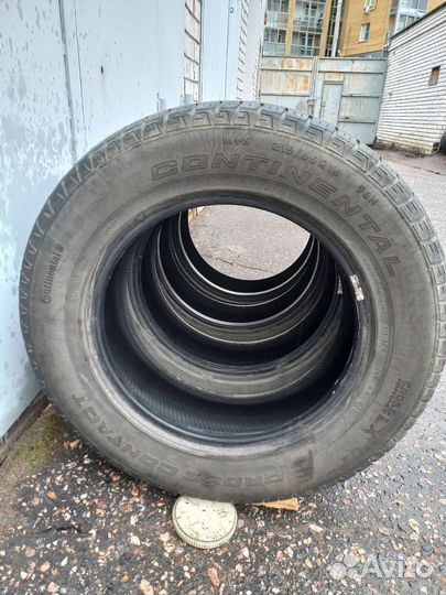 Continental ContiCrossContact LX 215/65 R16 98H