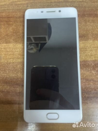Телефон Meizu