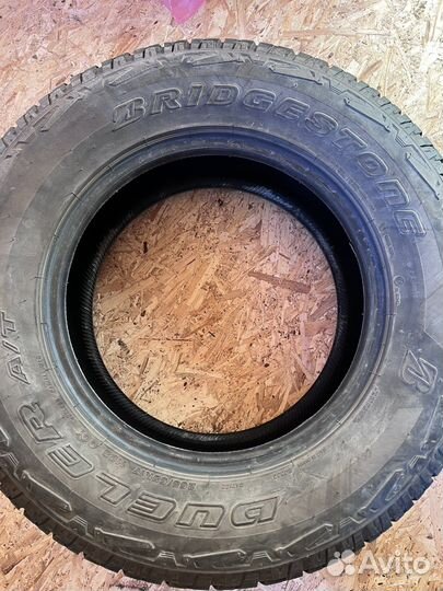 Bridgestone Dueler A/T 001 265/65 R17