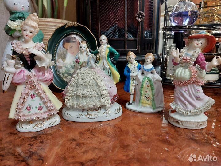 Фарфоровые статуэтки