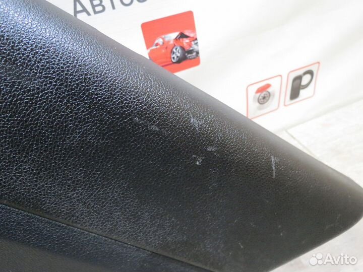 Обшивка двери задняя правая Kia Sportage 4