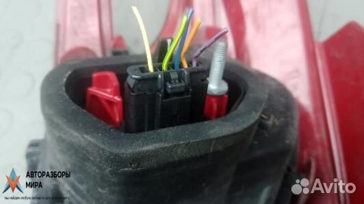 Фонарь задний правый Peugeot 208 2012