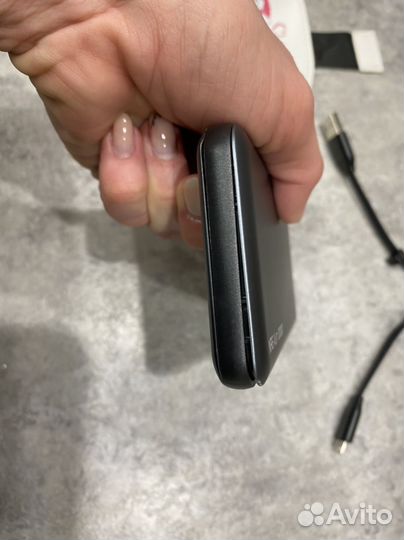 Пауэрбанк для айфона 10 000