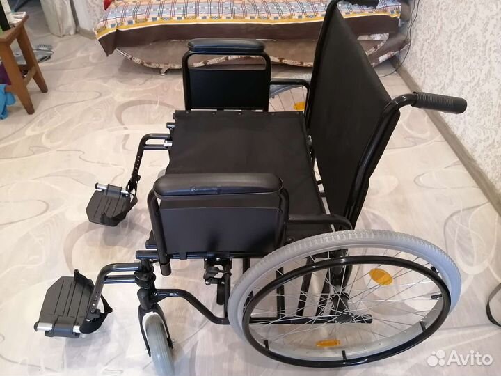 Инвалидная коляска новая