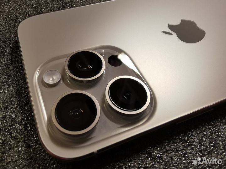 iPhone 15 Pro Max, 256 ГБ