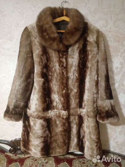 Шуба мутоновая с норкой
