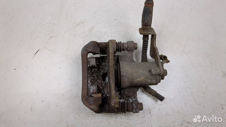 Суппорт Hyundai i30, 2013