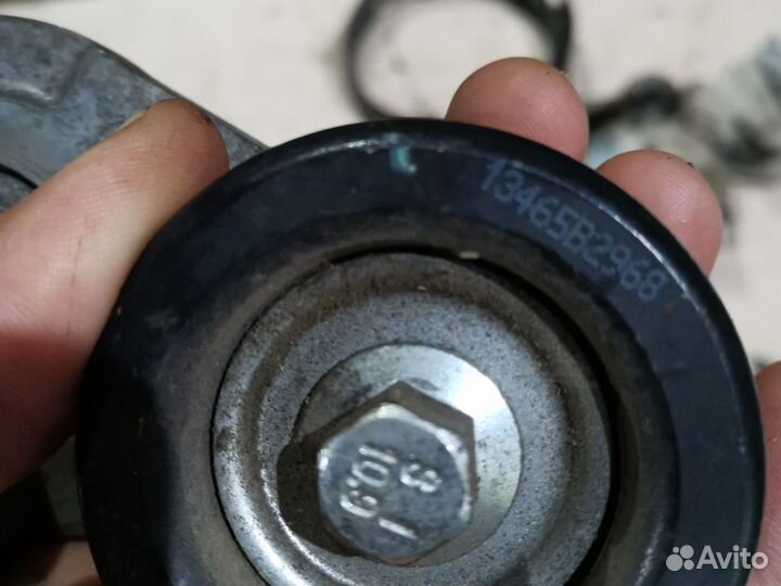 Натяжитель приводного ремня Chevrolet Aveo T300