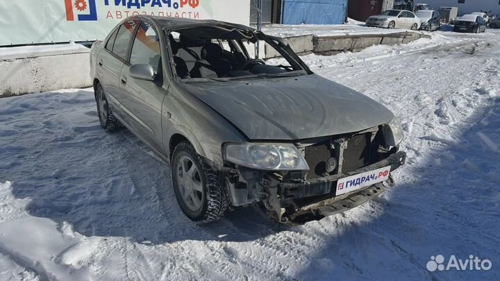 Стекло двери задней левой Nissan Almera Classic (B