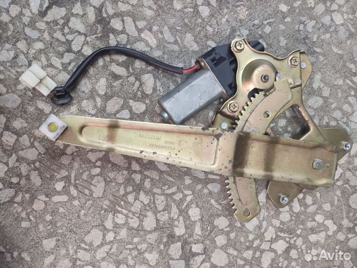 Стеклоподьемник задний элек. левый smily