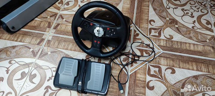 Игровой руль logitech e-uk12