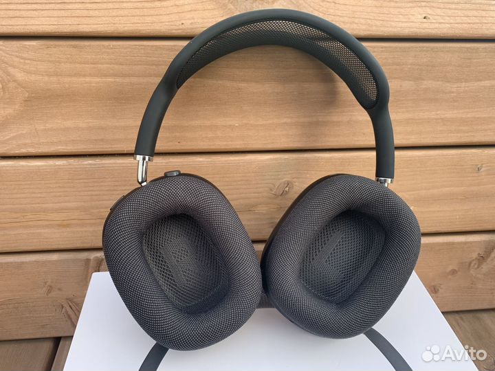 Наушники Apple AirPods Max