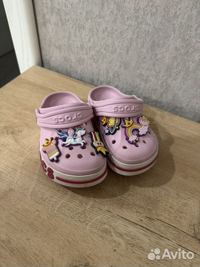 Босоножки для девочки 25