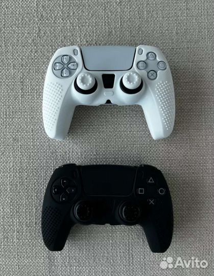 Чехлы для DualSense PS5