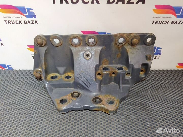 Кронштейн траверсы передний левый Scania 5-series